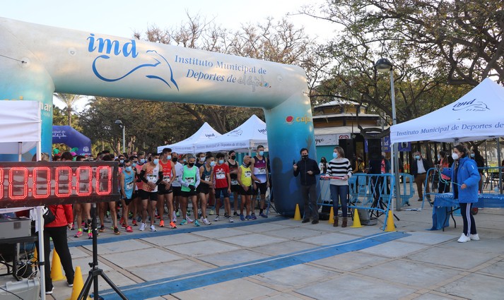 La imagen tiene un atributo ALT vacío; su nombre de archivo es 211231-CELEBRACION-CARRERA-SAN-SILVESTRE-3.jpg